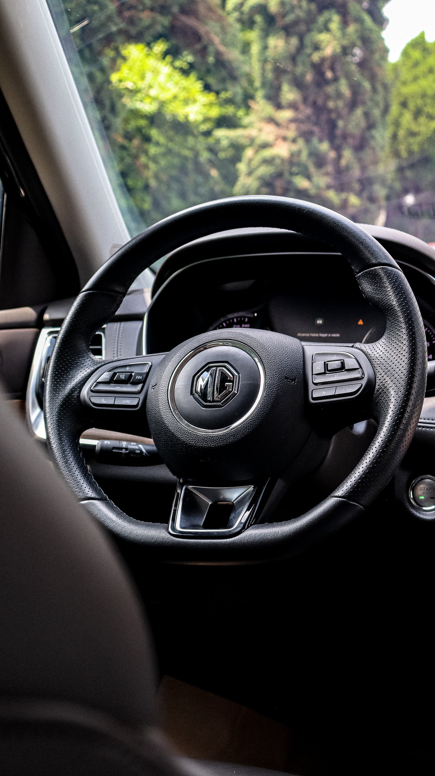 VOLANTE MG RX8 2022