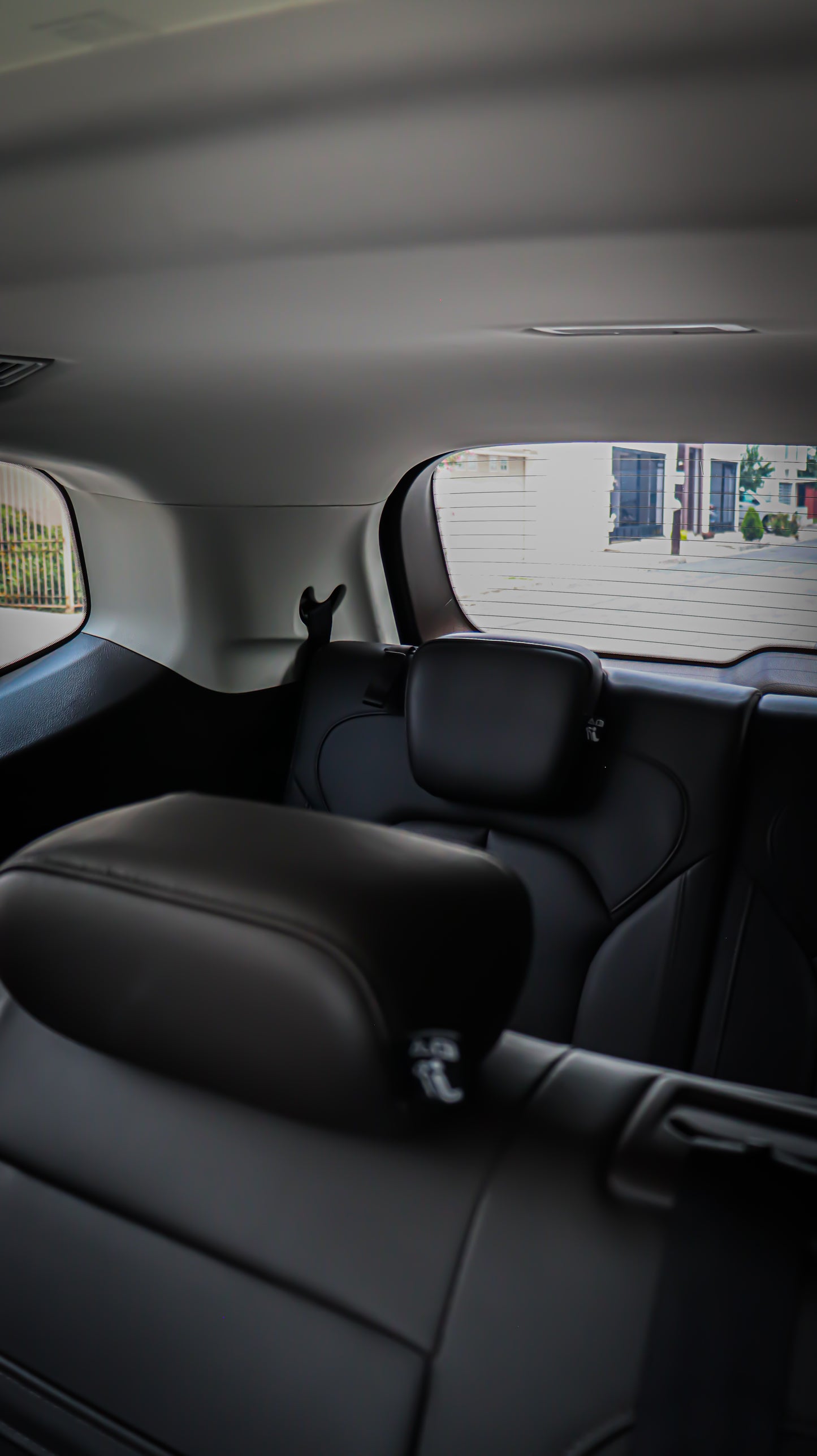 INTERIOR TRASERO MG X8