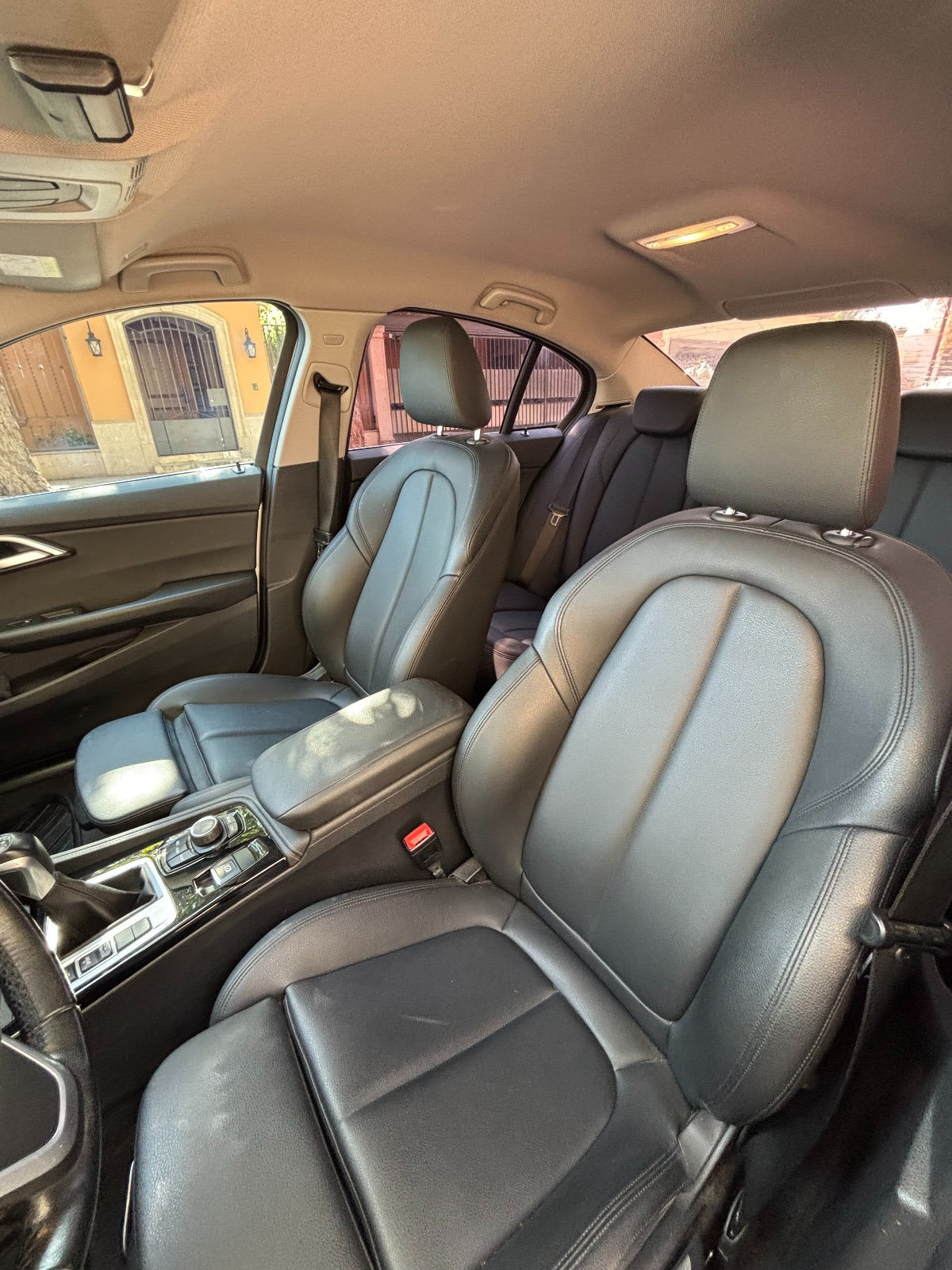 INTERIOR BMW SERIE 118 2019