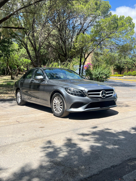 MERCEDES BENZ C200 2020