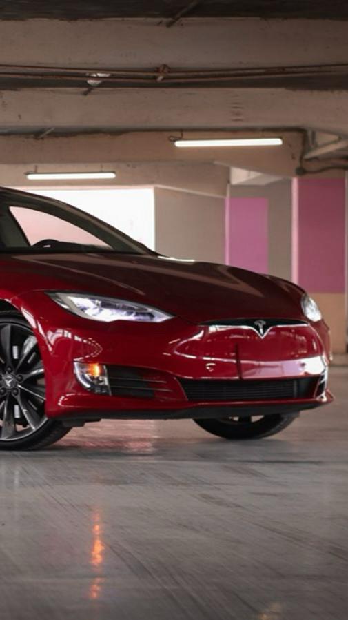 TESLA MODEL S 60D 2017