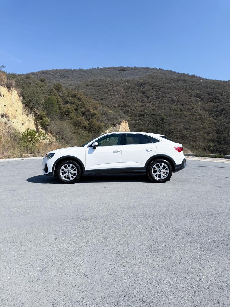 AUDI Q3 SB SELECT 2022