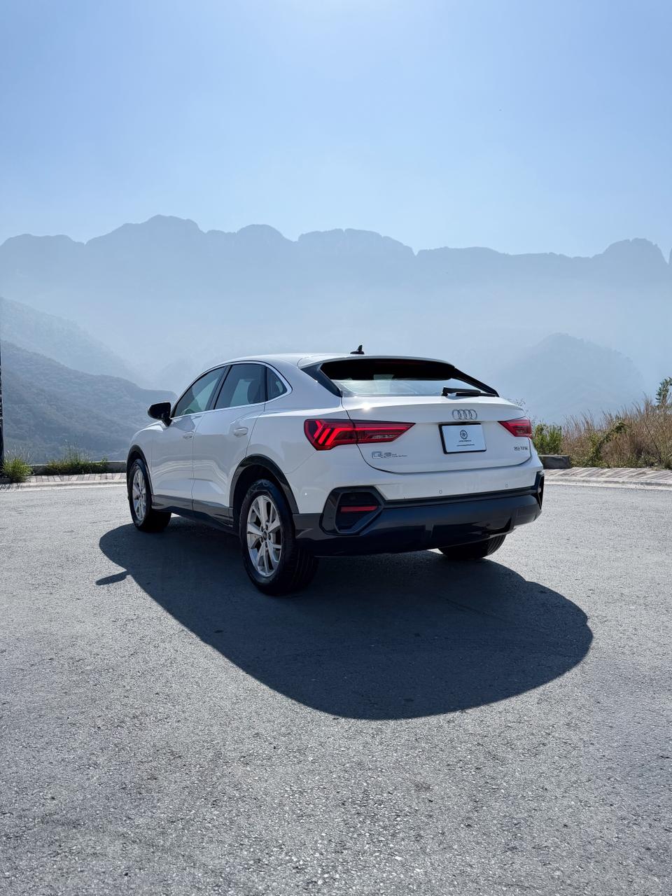 AUDI Q3 SB SELECT 2022