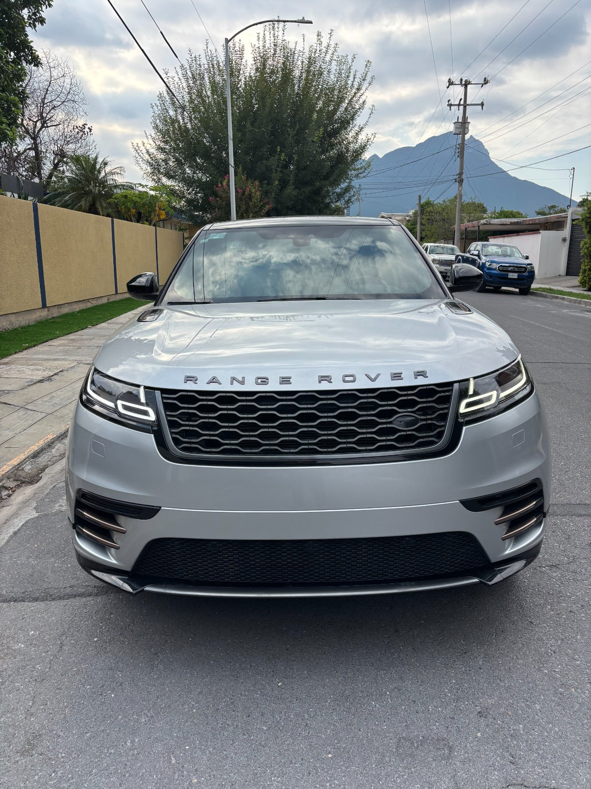 LAND ROVER RANGE ROVER VELAR 2019