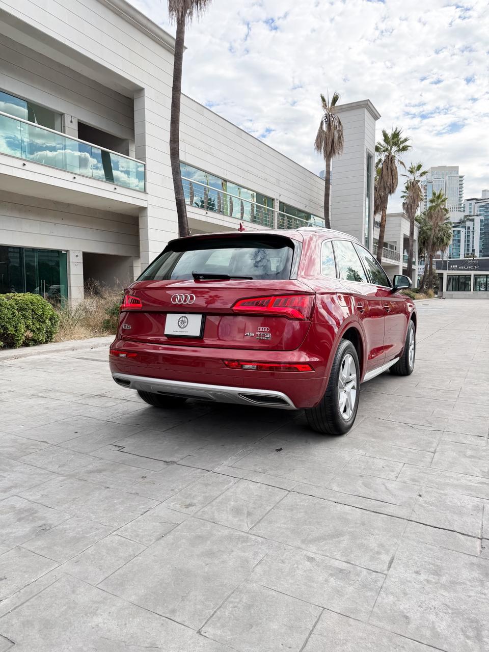 Audi Q5 SUV Select 2019