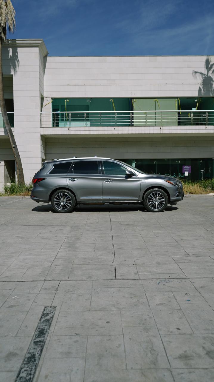 INFINITI QX60 HYBRID PLUS 2018
