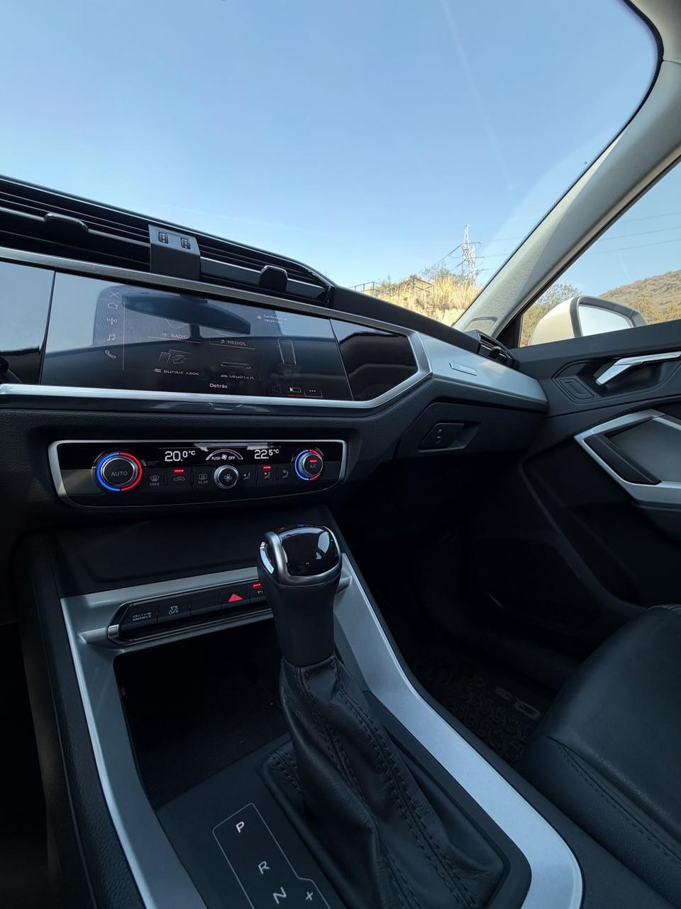 AUDI Q3 SB SELECT 2022