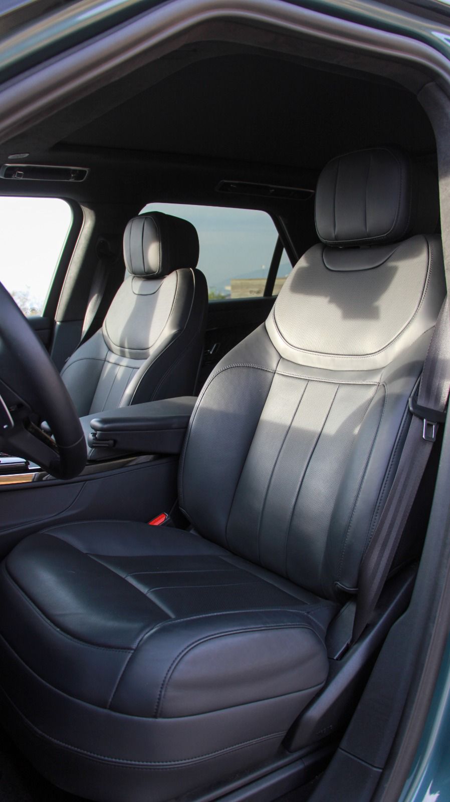 LAND ROVER RANGE ROVER SPORT FIRST EDITION 2023