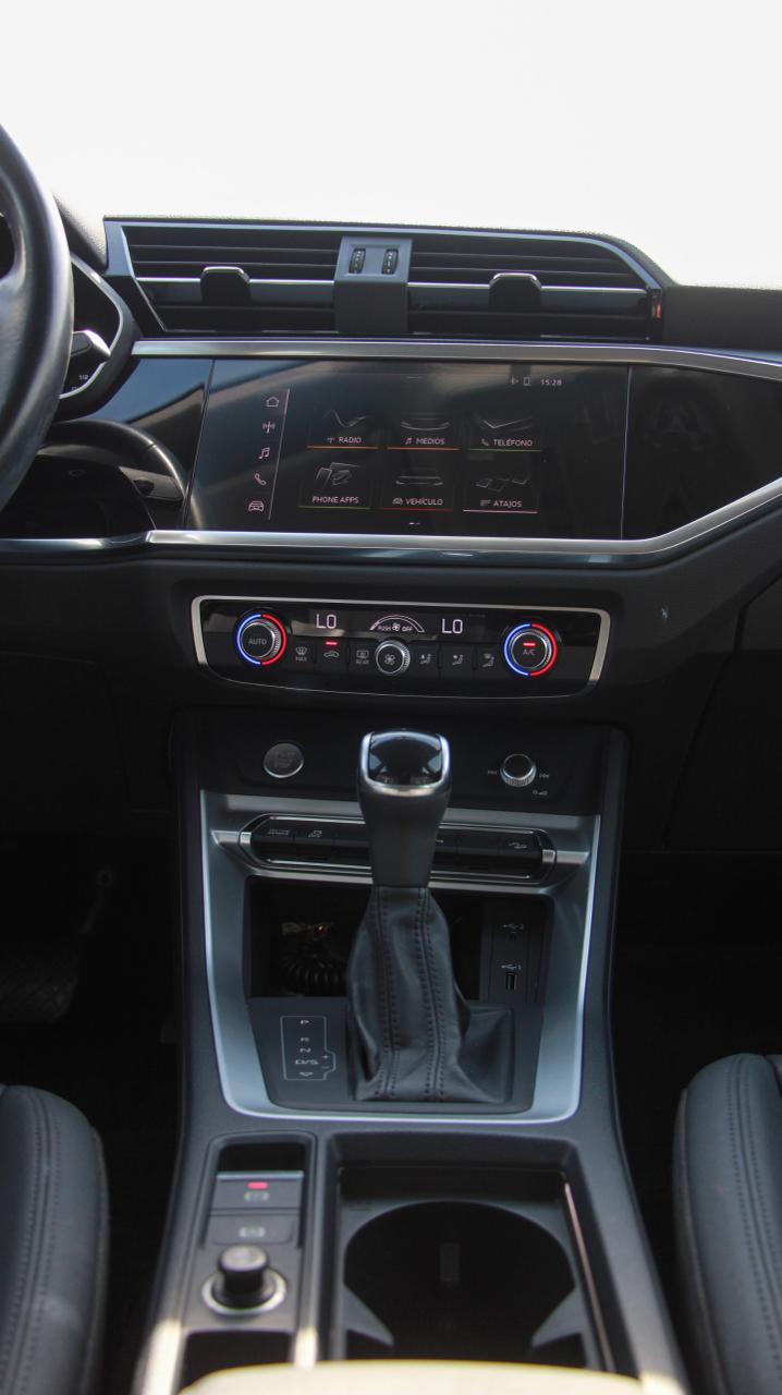 AUDI Q3 SUV SELECT 2020