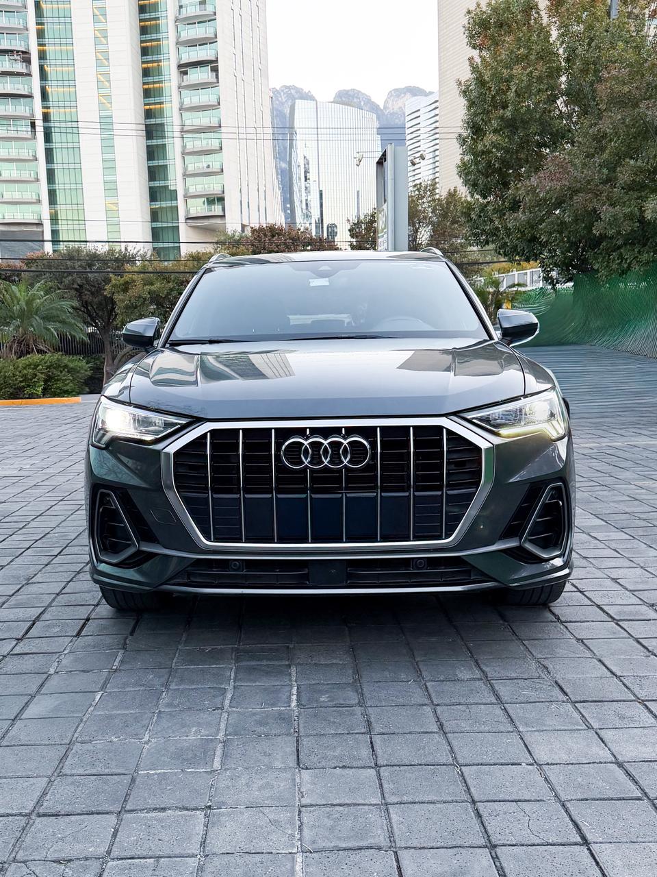 AUDI Q3 SUV SLINE 2023