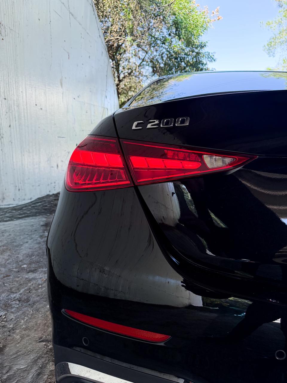 Mercedes Benz C200 2025