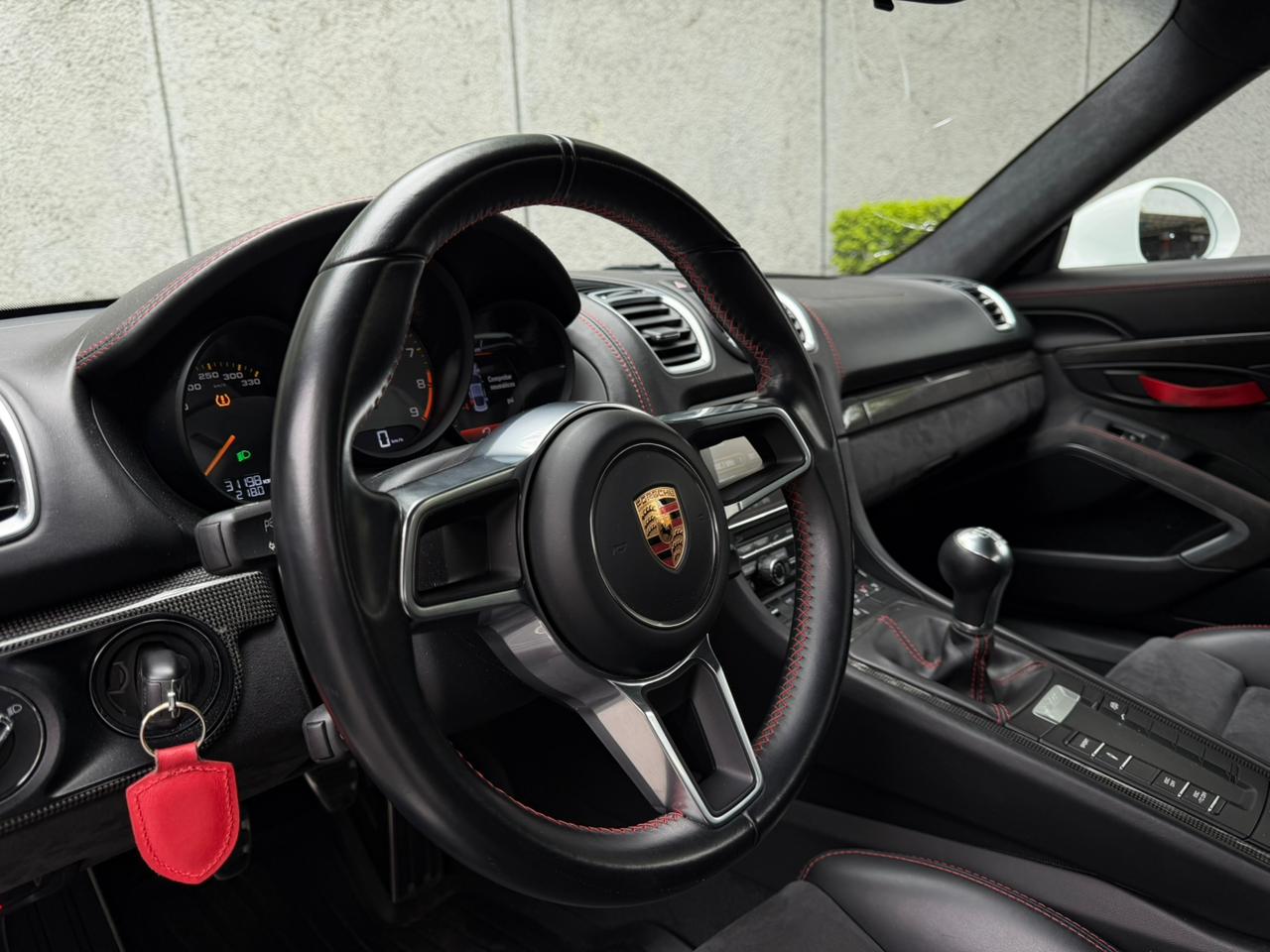 Porsche Cayman GT4 2016