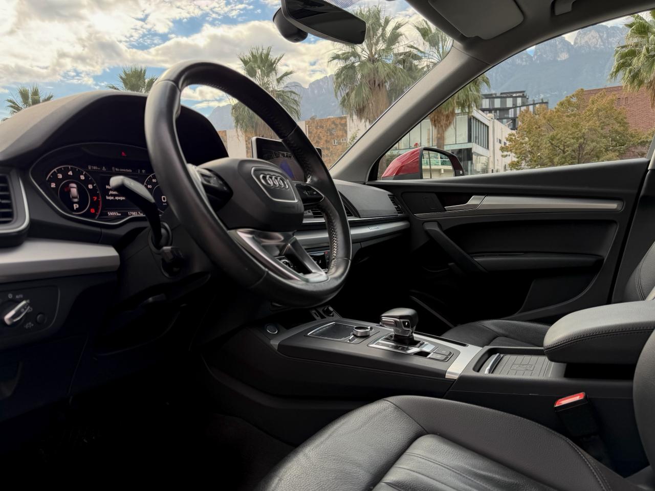 Audi Q5 SUV Select 2019