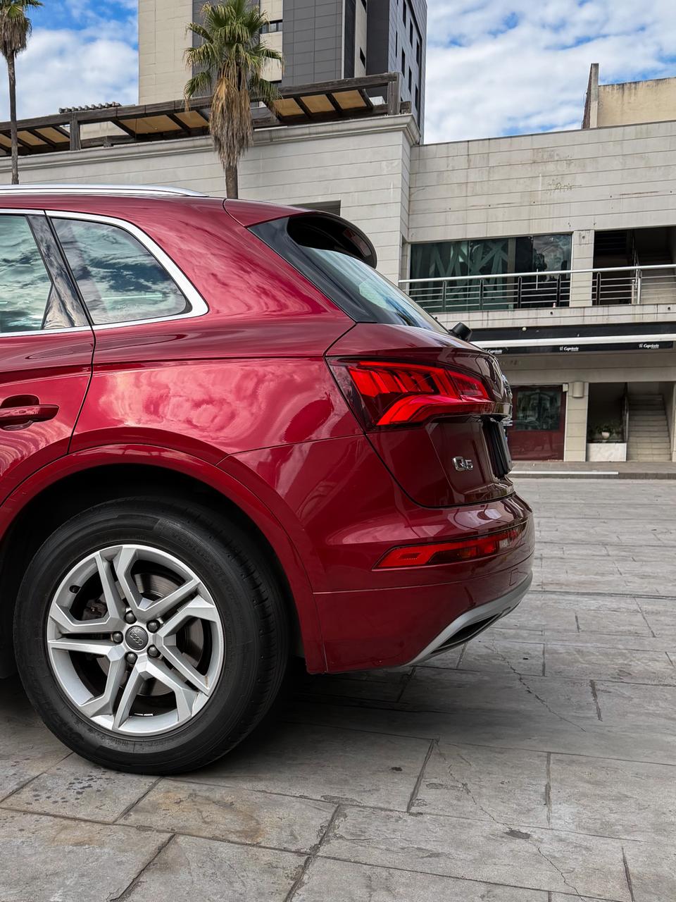 Audi Q5 SUV Select 2019