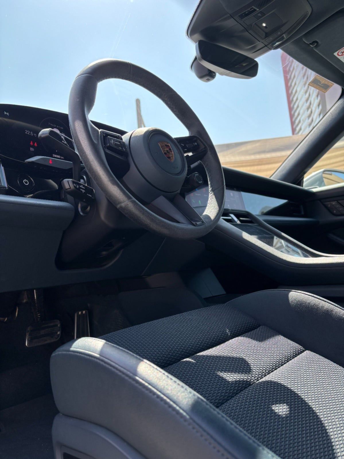 PORSCHE TAYCAN GTS 2022
