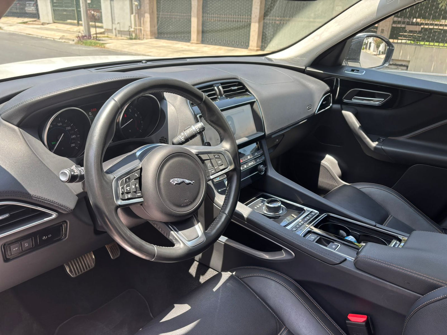 JAGUAR F-PACE 300 2019