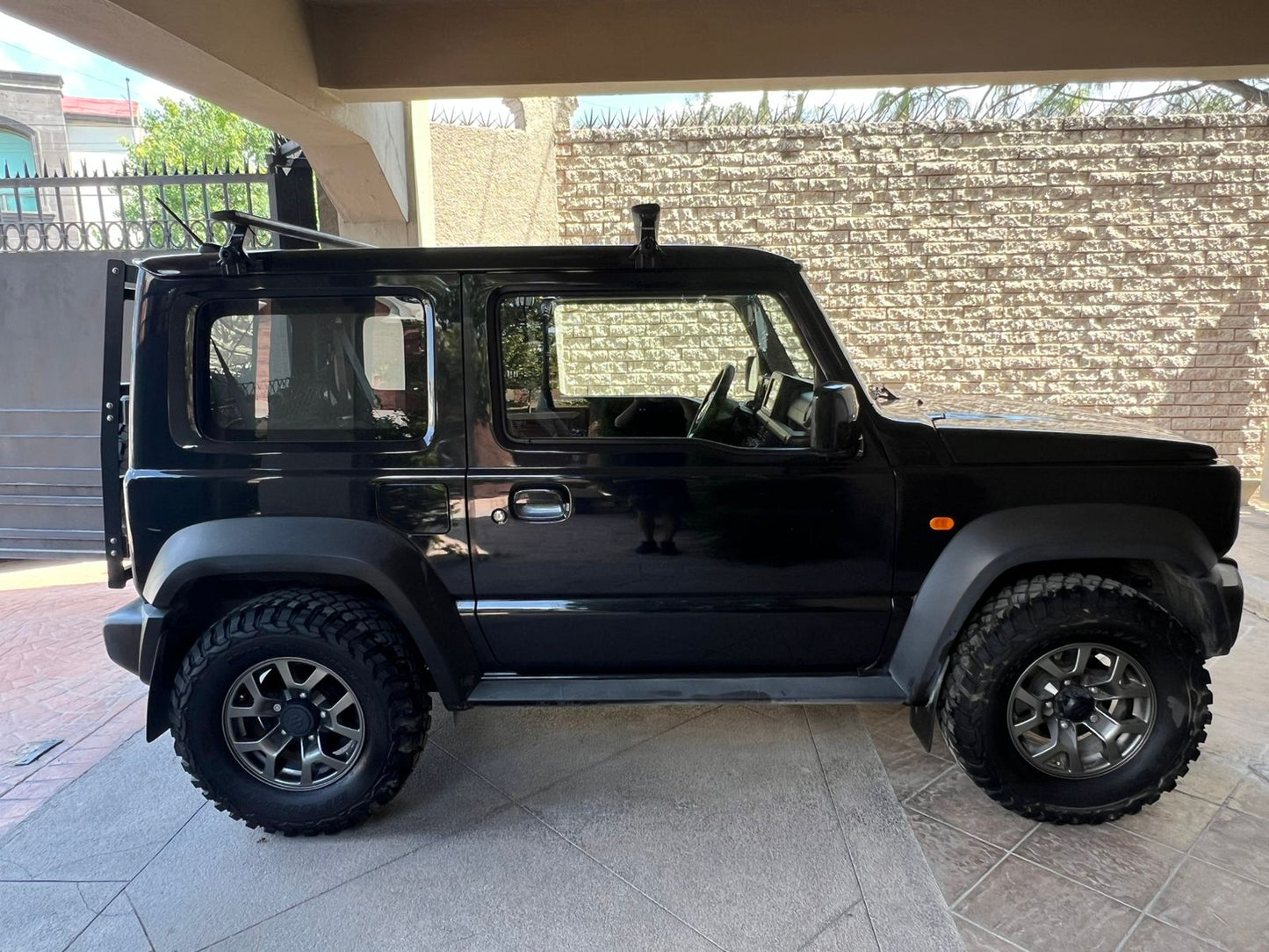 SUZUKI JIMNY GLX 4X4 2023
