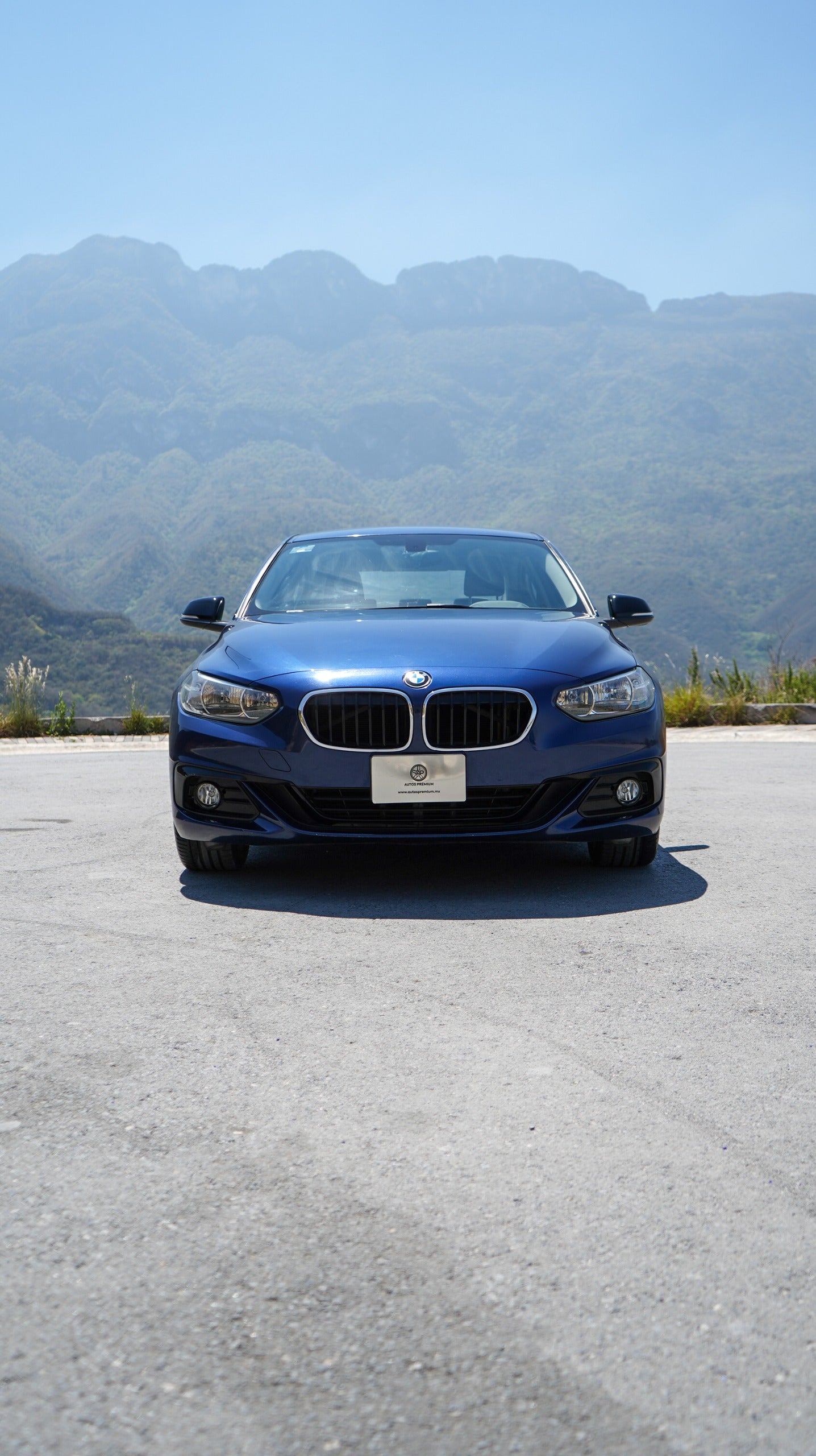 BMW Serie 1 Sedán 118i 2019