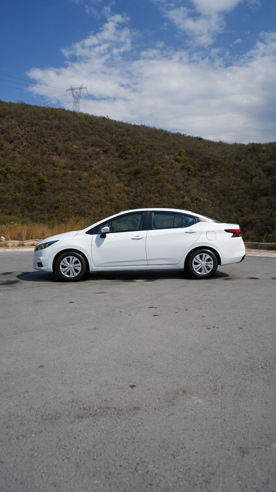 Nissan Versa 2021