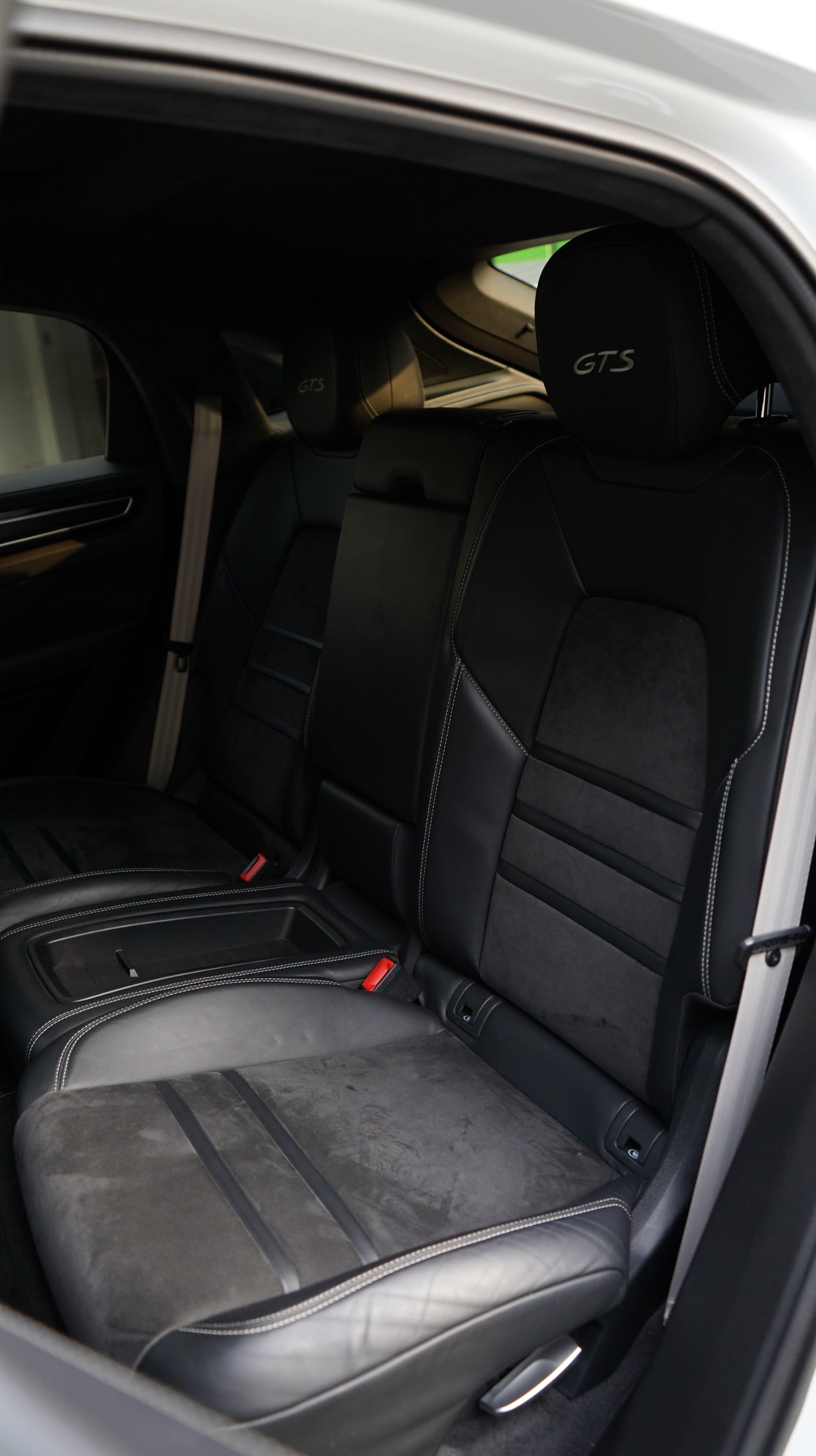 Porsche Cayenne GTS Coupé 2021
