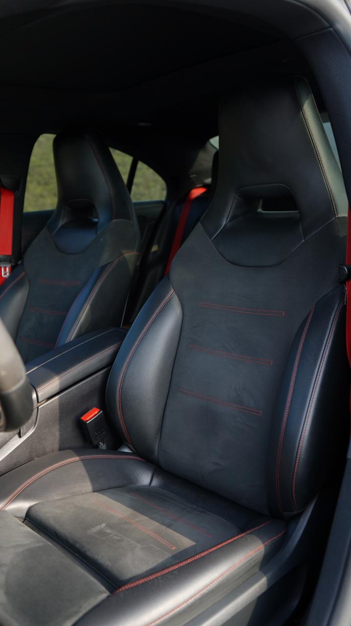 Mercedes-Benz CLA 35 AMG 2021