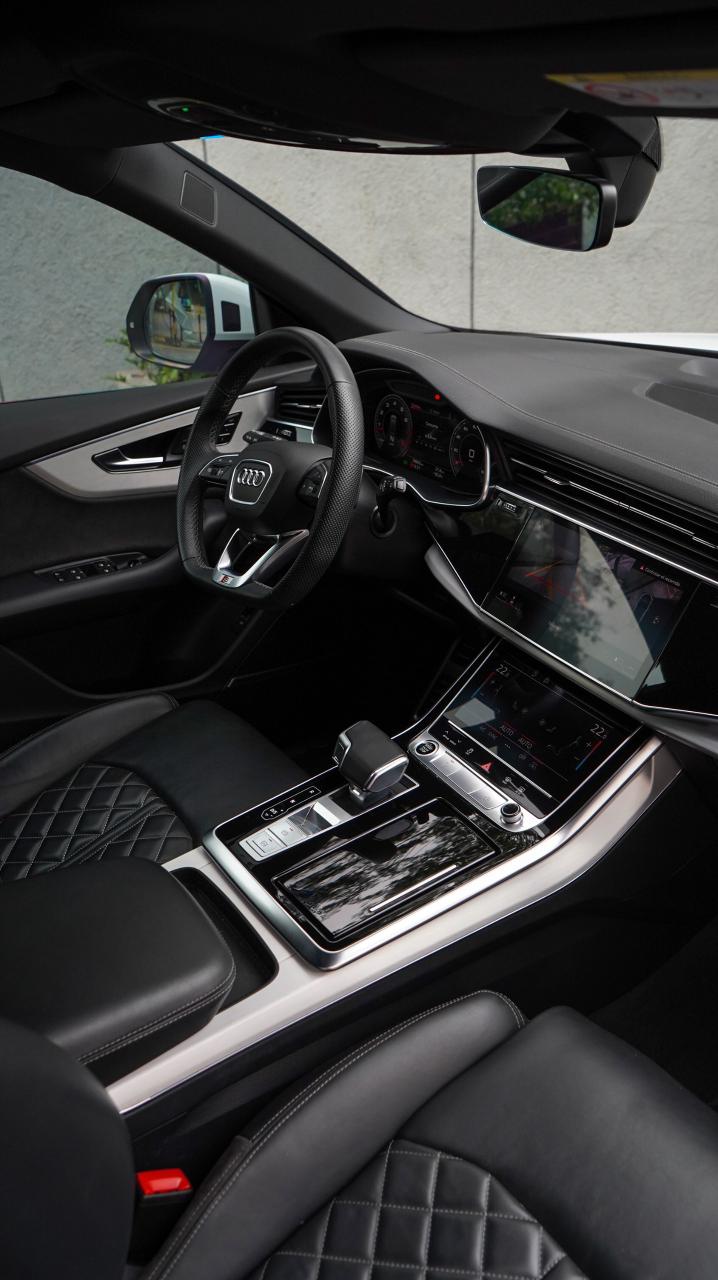 Audi Q8 S line 2025