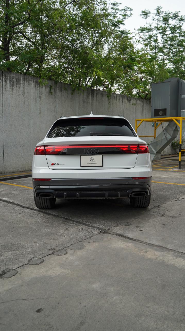 Audi Q8 S line 2025