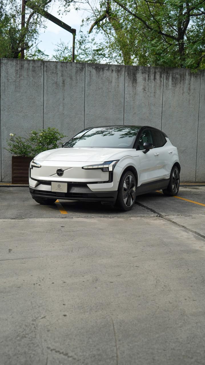 Volvo EX30 Ultra EV 69 kWh Aut 2025
