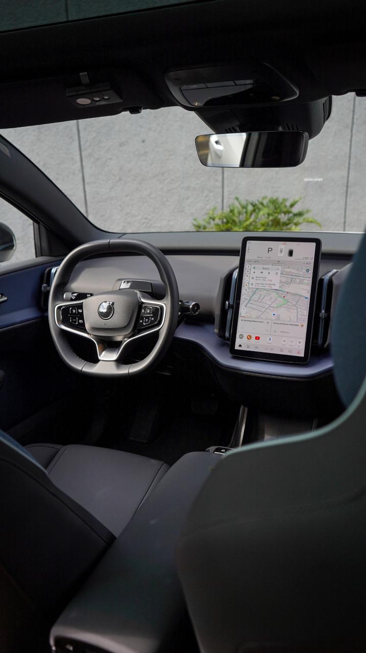 Volvo EX30 Ultra EV 69 kWh Aut 2025