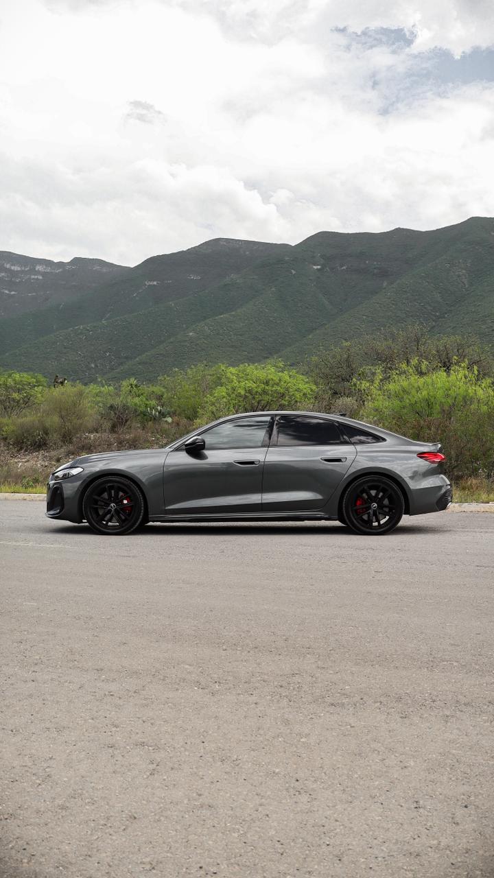 Audi S5 Sedan 2025