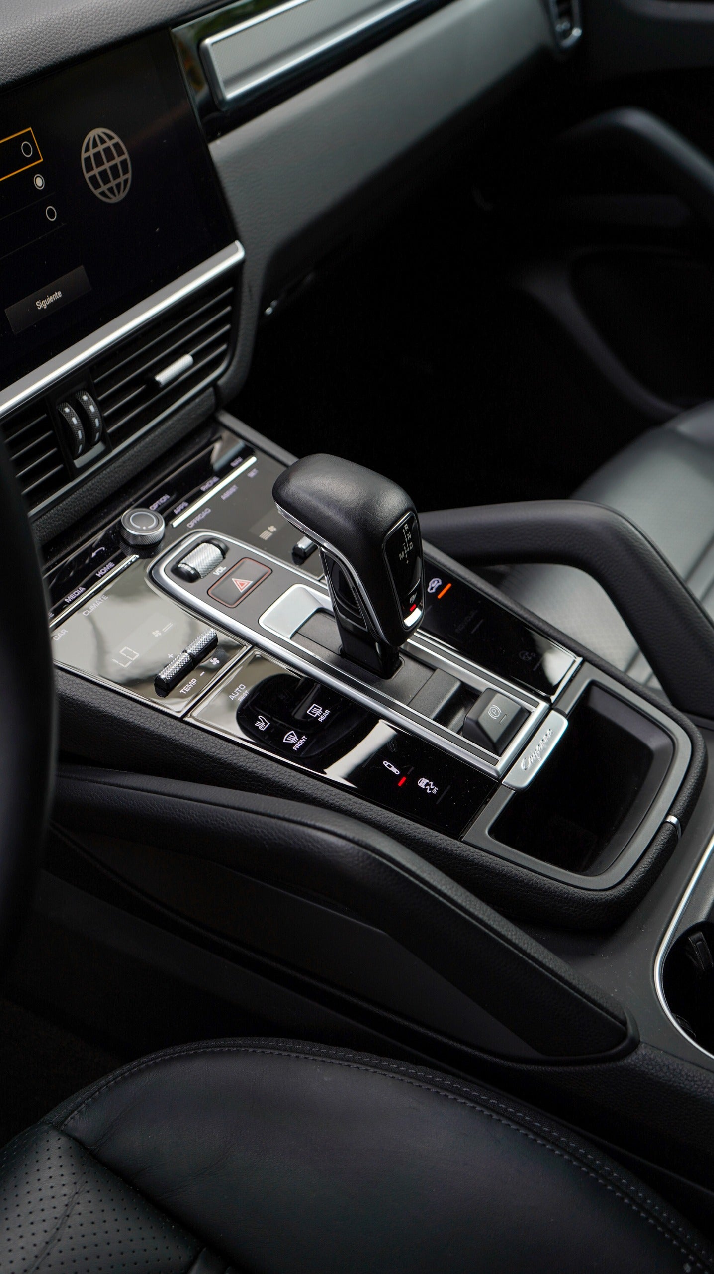Porsche Cayenne Coupé Platinum 2023