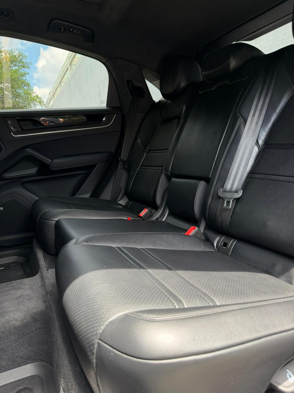 Porsche Cayenne Turbo E-Hybrid Coupé 2026