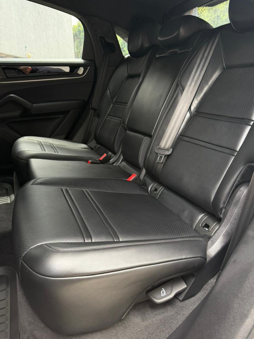 Porsche Cayenne Turbo E-Hybrid Coupé 2026