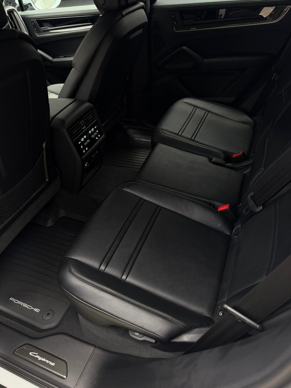 Porsche Cayenne Turbo E-Hybrid Coupé 2026
