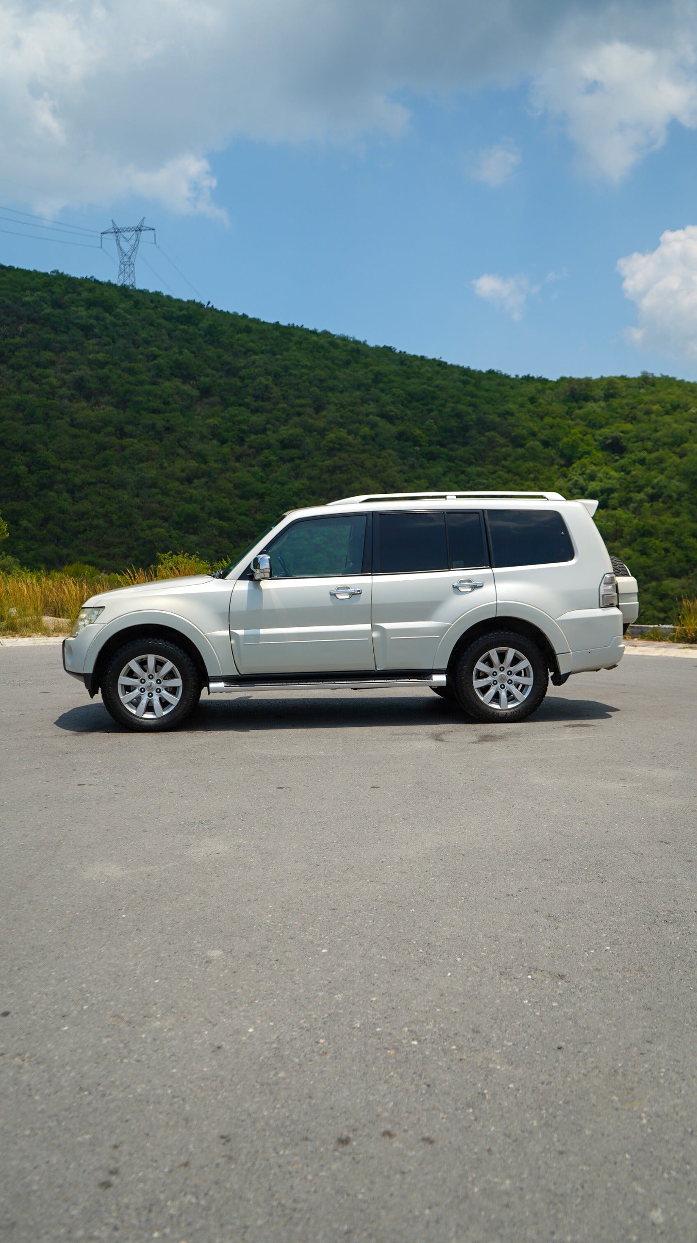 Mitsubishi Montero Limited 4x4 2010
