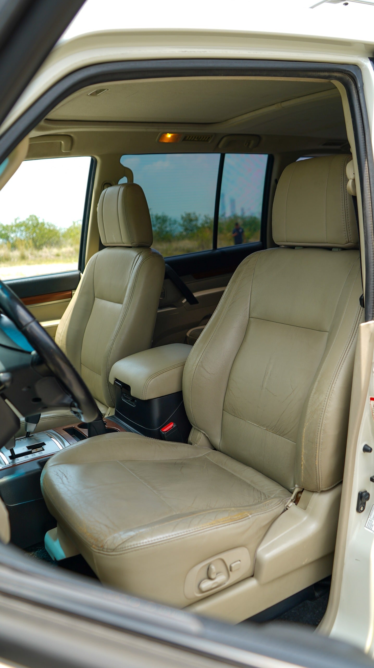 Mitsubishi Montero Limited 4x4 2010