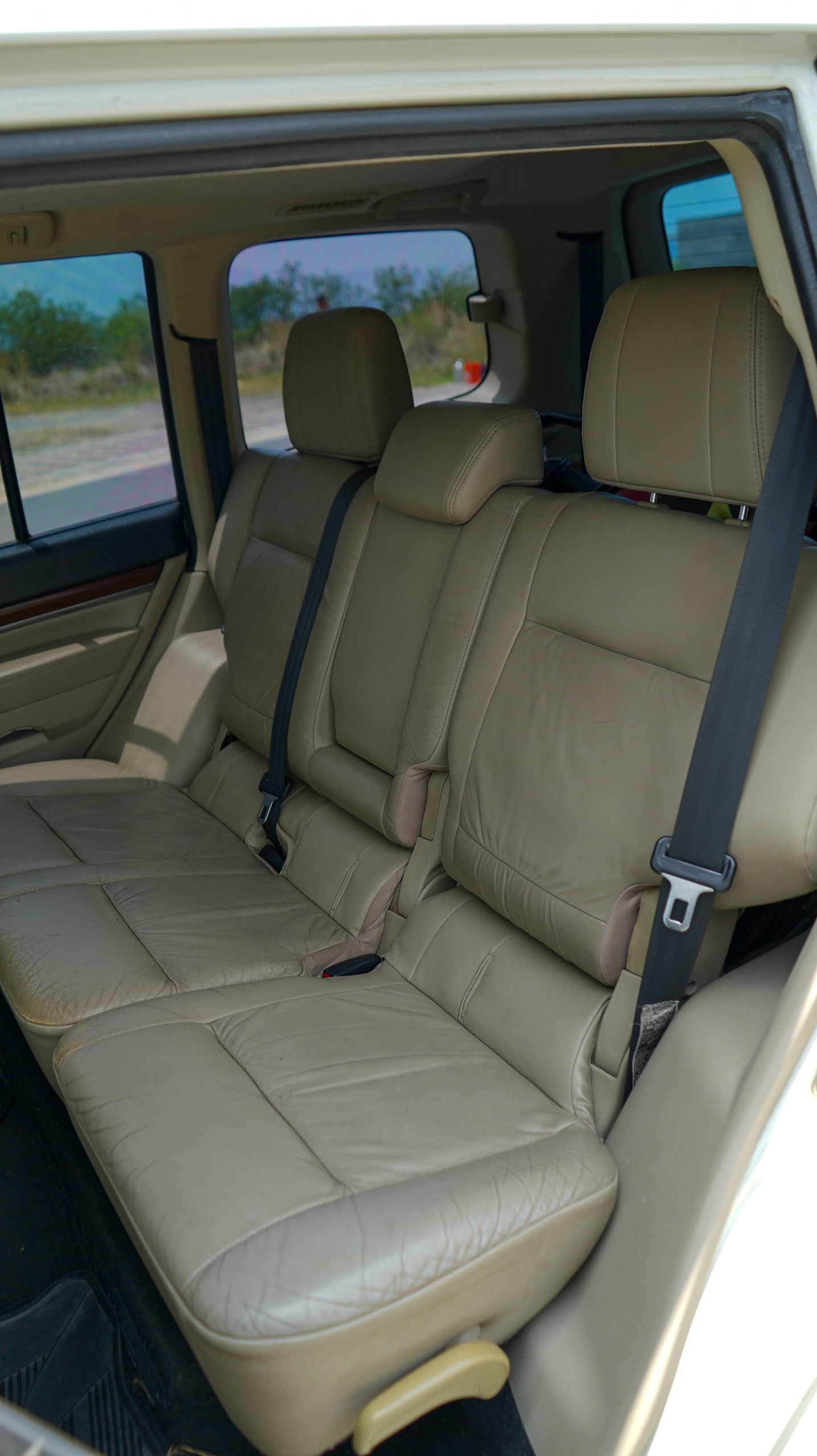 Mitsubishi Montero Limited 4x4 2010