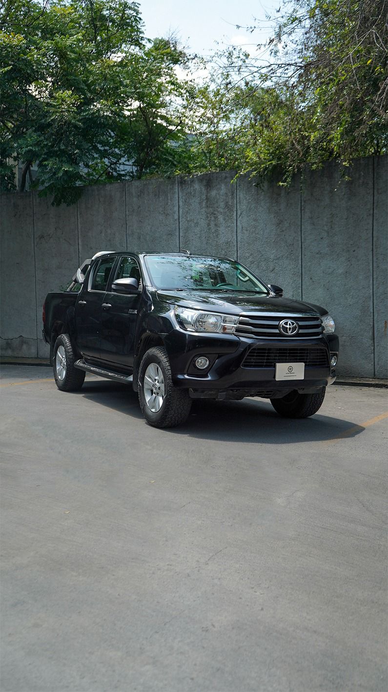 Toyota Hilux SR Doble Cabina STD 2019