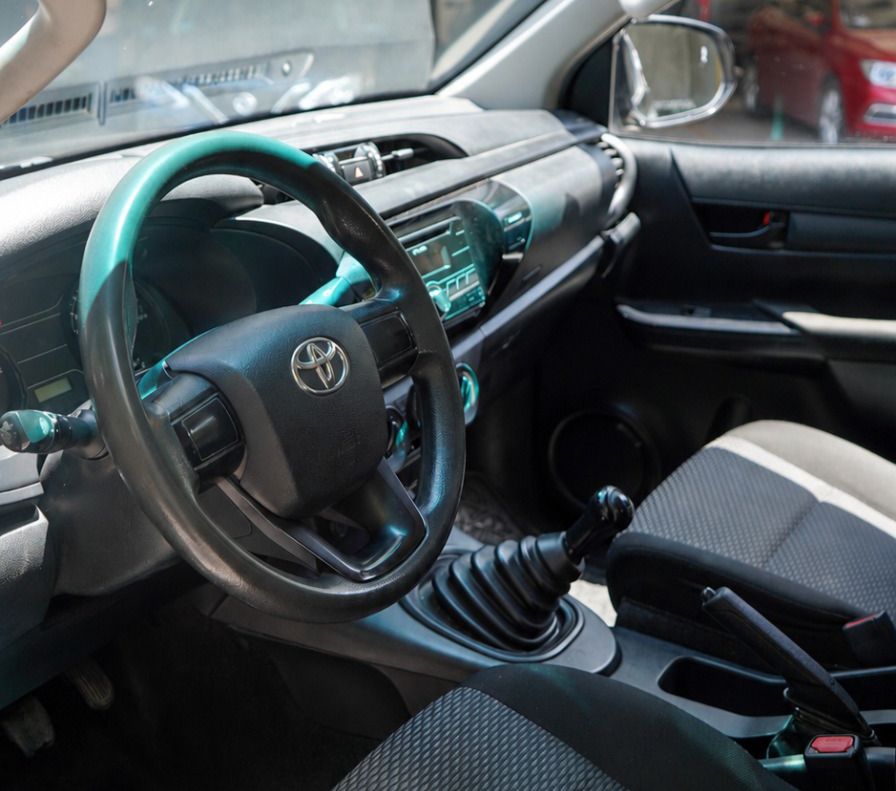 Toyota Hilux SR Doble Cabina STD 2019