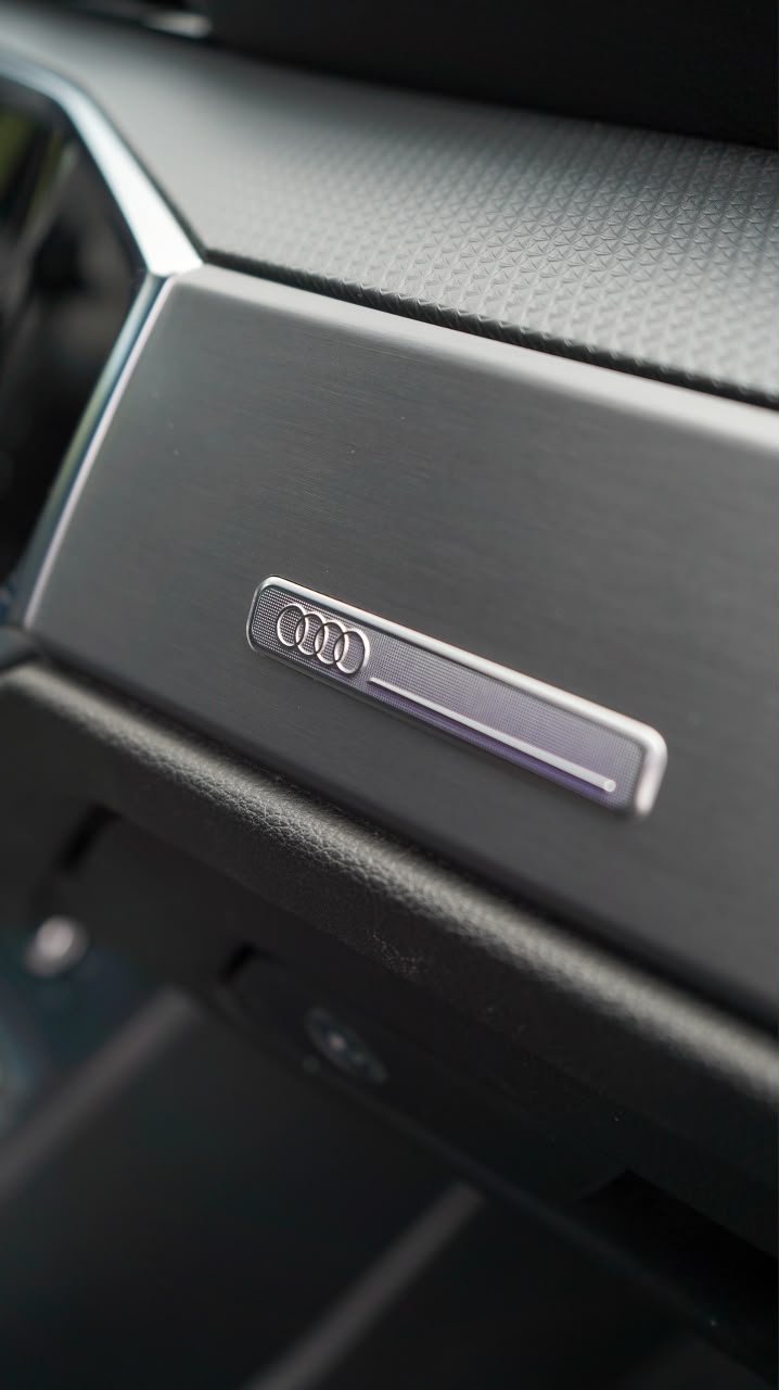 Audi Q3 SUV S line 2021