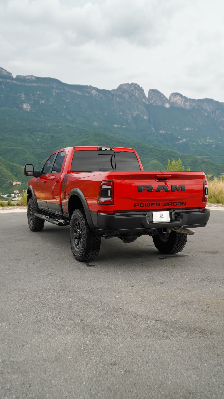 RAM 2500 Power Wagon 4x4 2024