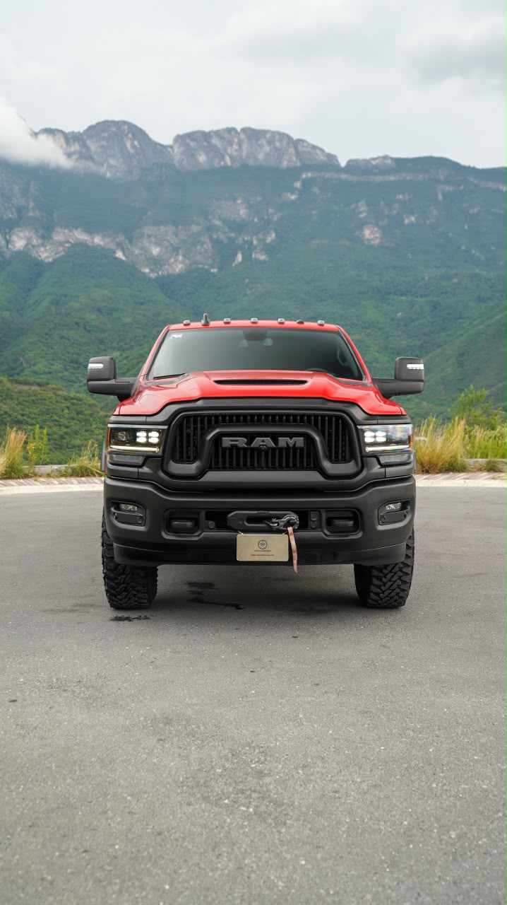 RAM 2500 Power Wagon 4x4 2024
