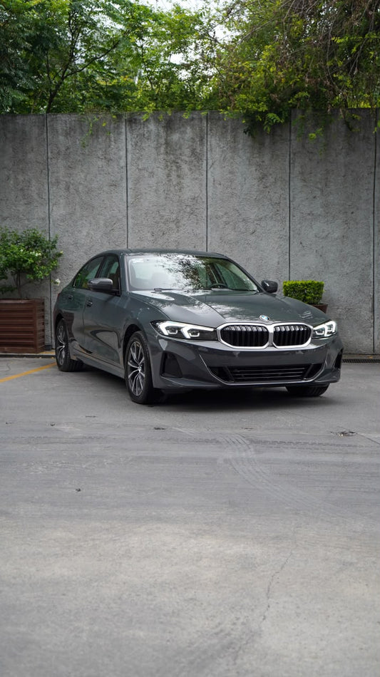 BMW 320i Sedán 2023