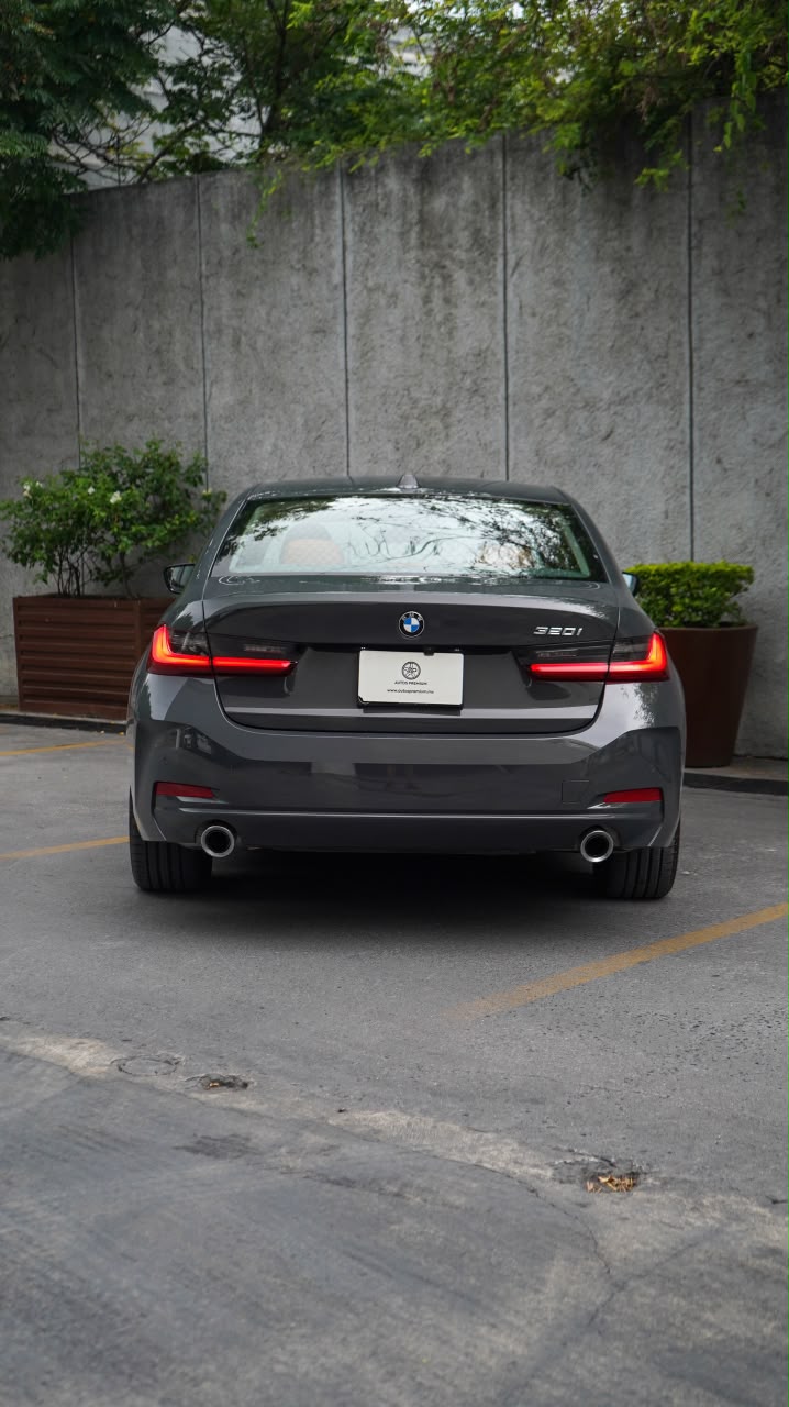 BMW 320i Sedán 2023