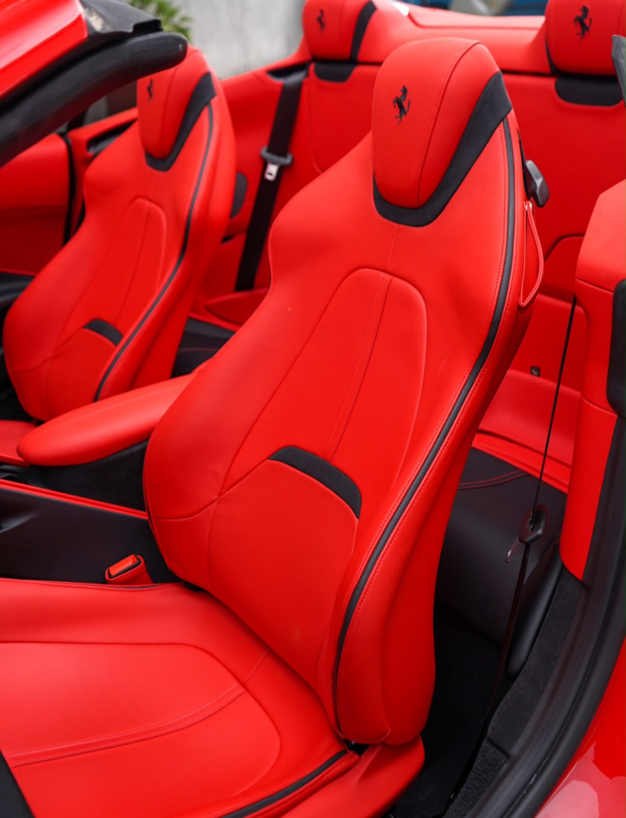 Ferrari Roma Spider 2026