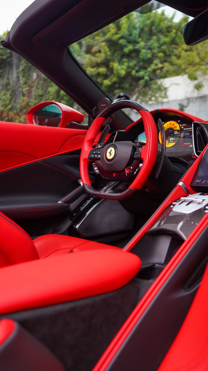 Ferrari Roma Spider 2026