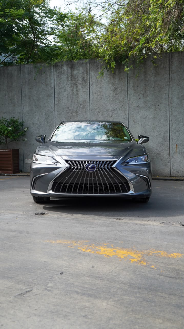 Lexus ES 300h HEV 2022