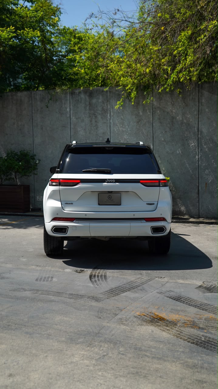 Jeep Grand Cherokee Summit L 2024 Blindada Nivel III+