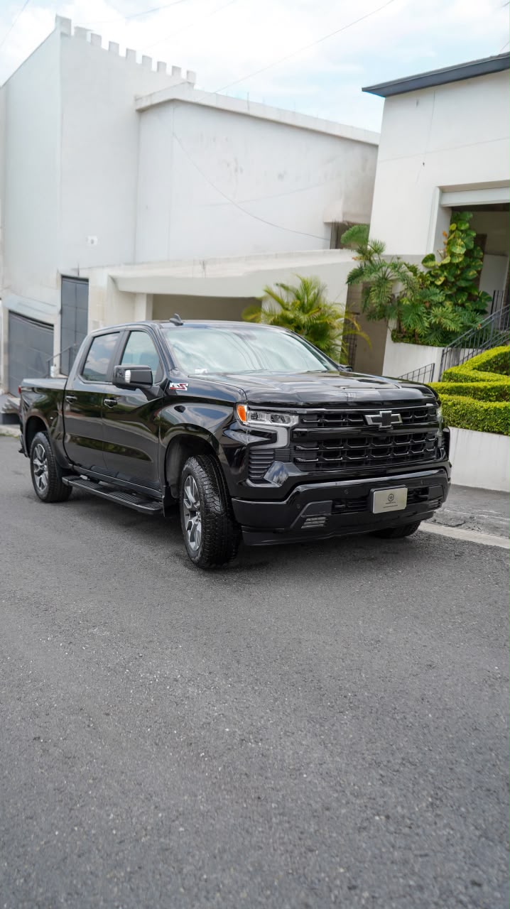 Chevrolet Cheyenne RST Doble Cabina 4x4 2024