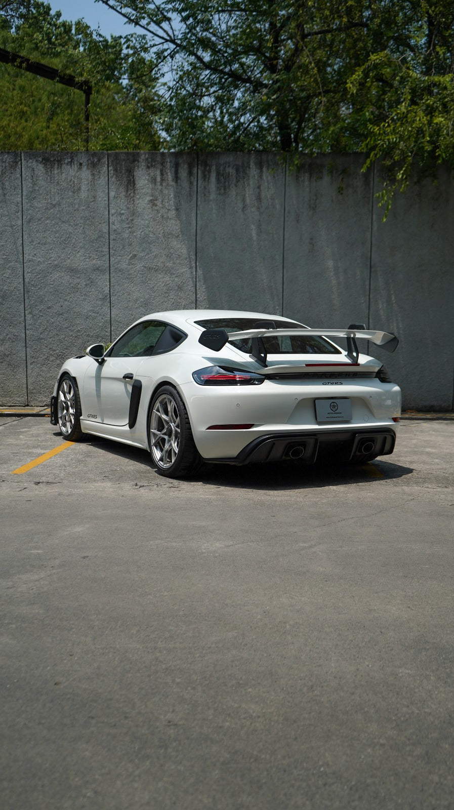 Porsche 718 Cayman GT4 RS 2025